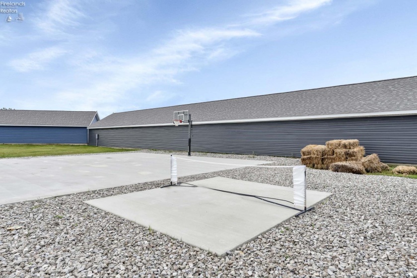 10850 Bayshore Road W Canal, Marblehead, 43440, 3 Bedrooms Bedrooms, ,2 BathroomsBathrooms,Residential,For Sale,Bayshore Road W Canal,20260292