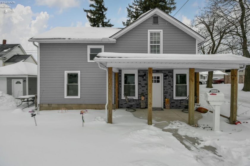 111 Tiffin Street, Willard, 44890, 4 Bedrooms Bedrooms, ,2 BathroomsBathrooms,Residential,For Sale,Tiffin Street,20260317