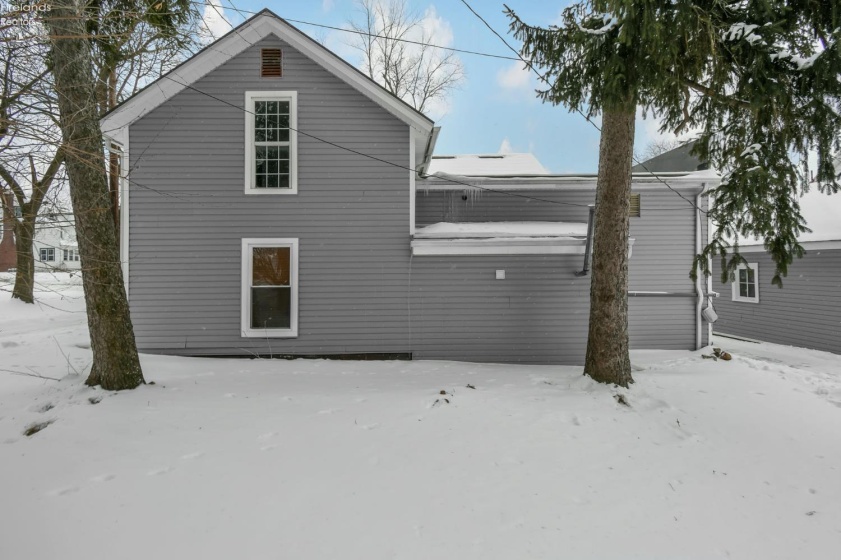 111 Tiffin Street, Willard, 44890, 4 Bedrooms Bedrooms, ,2 BathroomsBathrooms,Residential,For Sale,Tiffin Street,20260317