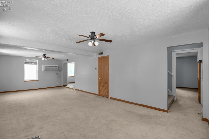 111 Tiffin Street, Willard, 44890, 4 Bedrooms Bedrooms, ,2 BathroomsBathrooms,Residential,For Sale,Tiffin Street,20260317