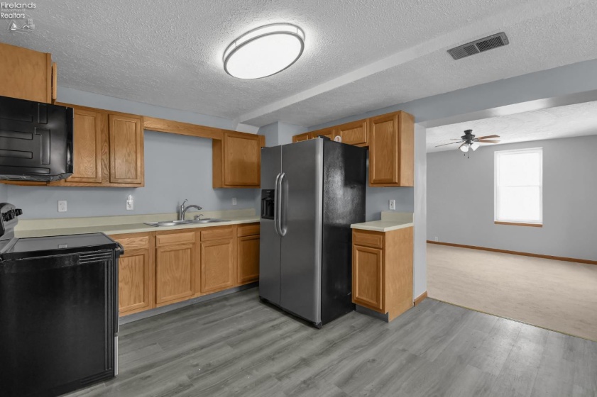 111 Tiffin Street, Willard, 44890, 4 Bedrooms Bedrooms, ,2 BathroomsBathrooms,Residential,For Sale,Tiffin Street,20260317