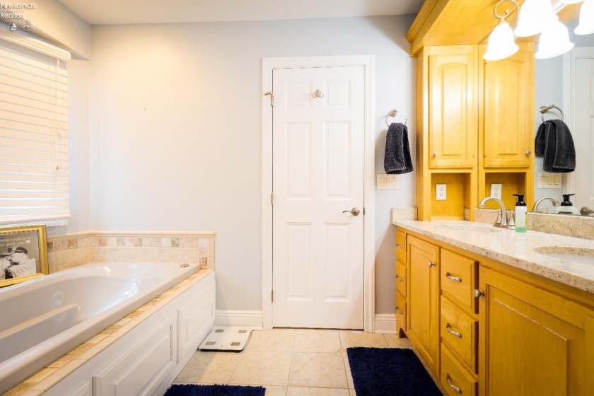 3405 Hastings Newville Road, Mansfield, 44903, 6 Bedrooms Bedrooms, ,4 BathroomsBathrooms,Residential,For Sale,Hastings Newville,20260314