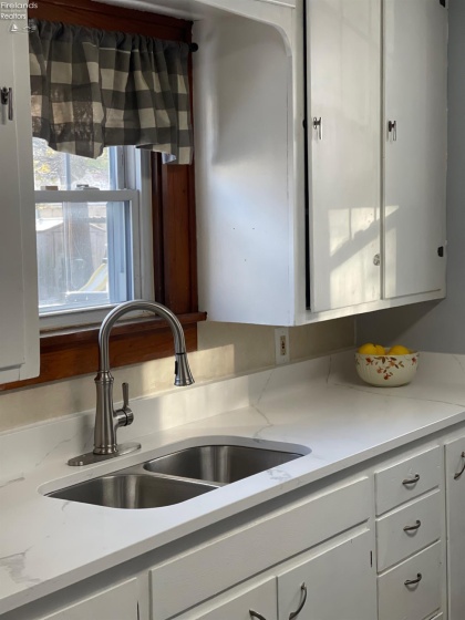 1523 Central Avenue, Sandusky, 44870, 3 Bedrooms Bedrooms, ,1 BathroomBathrooms,Residential,For Sale,Central,20260225