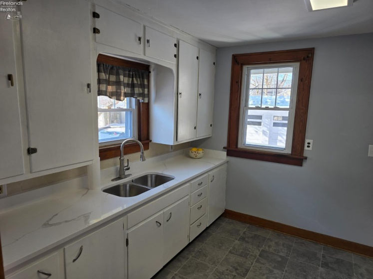 1523 Central Avenue, Sandusky, 44870, 3 Bedrooms Bedrooms, ,1 BathroomBathrooms,Residential,For Sale,Central,20260225