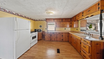 2128 Bayview Drive, Marblehead, 43440, 3 Bedrooms Bedrooms, ,2 BathroomsBathrooms,Residential,For Sale,Bayview,20260323