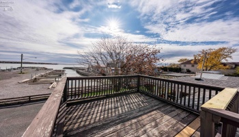 2128 Bayview Drive, Marblehead, 43440, 3 Bedrooms Bedrooms, ,2 BathroomsBathrooms,Residential,For Sale,Bayview,20260323