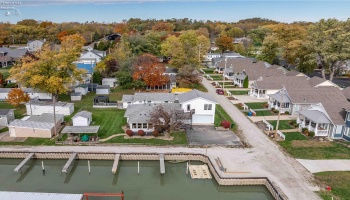 2128 Bayview Drive, Marblehead, 43440, 3 Bedrooms Bedrooms, ,2 BathroomsBathrooms,Residential,For Sale,Bayview,20260323