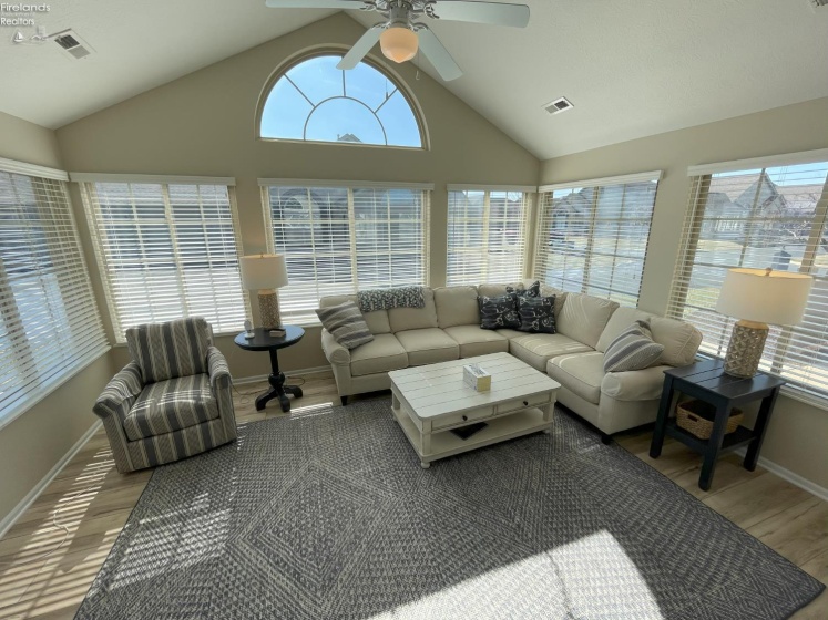 2750 Canterbury Circle, Port Clinton, 43452, 2 Bedrooms Bedrooms, ,2 BathroomsBathrooms,Residential,For Sale,Canterbury,20260327