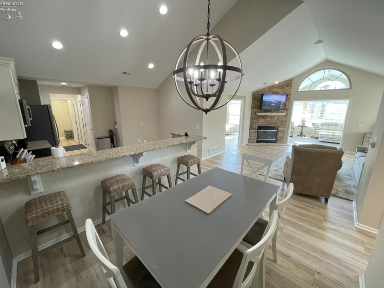 2750 Canterbury Circle, Port Clinton, 43452, 2 Bedrooms Bedrooms, ,2 BathroomsBathrooms,Residential,For Sale,Canterbury,20260327