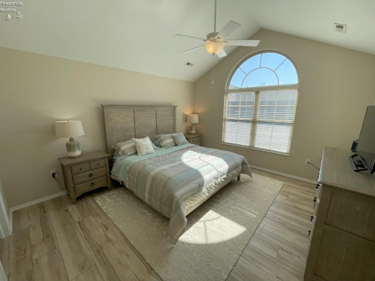 2750 Canterbury Circle, Port Clinton, 43452, 2 Bedrooms Bedrooms, ,2 BathroomsBathrooms,Residential,For Sale,Canterbury,20260327