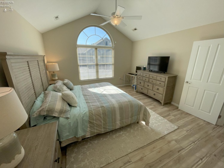 2750 Canterbury Circle, Port Clinton, 43452, 2 Bedrooms Bedrooms, ,2 BathroomsBathrooms,Residential,For Sale,Canterbury,20260327