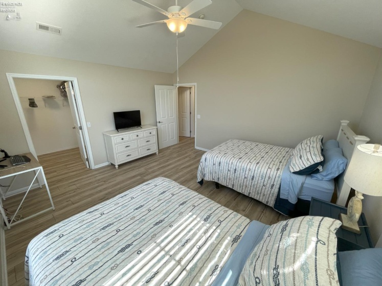 2750 Canterbury Circle, Port Clinton, 43452, 2 Bedrooms Bedrooms, ,2 BathroomsBathrooms,Residential,For Sale,Canterbury,20260327