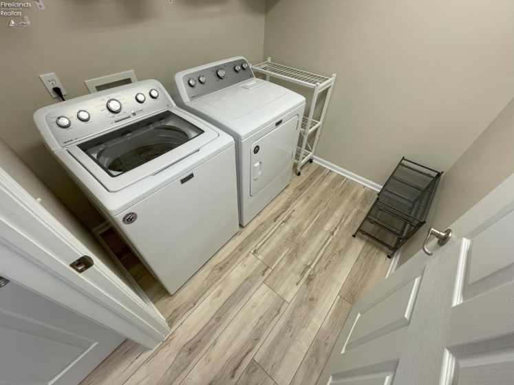 2750 Canterbury Circle, Port Clinton, 43452, 2 Bedrooms Bedrooms, ,2 BathroomsBathrooms,Residential,For Sale,Canterbury,20260327