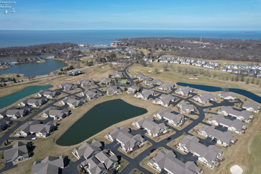 2750 Canterbury Circle, Port Clinton, 43452, 2 Bedrooms Bedrooms, ,2 BathroomsBathrooms,Residential,For Sale,Canterbury,20260327