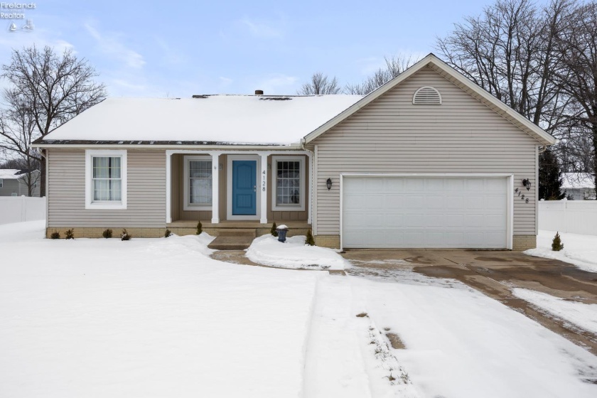 4128 Berkley Rd, Vermilion, 44089, 3 Bedrooms Bedrooms, ,2 BathroomsBathrooms,Residential,For Sale,Berkley Rd,20260319