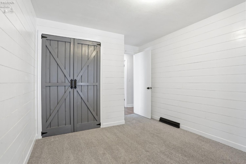 421 Clifton Avenue, Findlay, 45840, 3 Bedrooms Bedrooms, ,2 BathroomsBathrooms,Residential,For Sale,Clifton,20260342