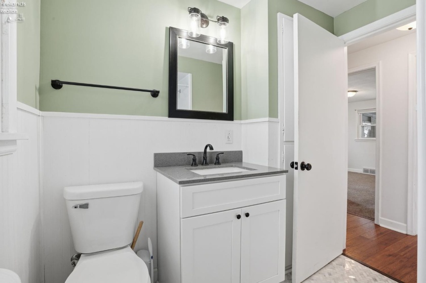 421 Clifton Avenue, Findlay, 45840, 3 Bedrooms Bedrooms, ,2 BathroomsBathrooms,Residential,For Sale,Clifton,20260342