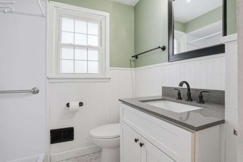 421 Clifton Avenue, Findlay, 45840, 3 Bedrooms Bedrooms, ,2 BathroomsBathrooms,Residential,For Sale,Clifton,20260342