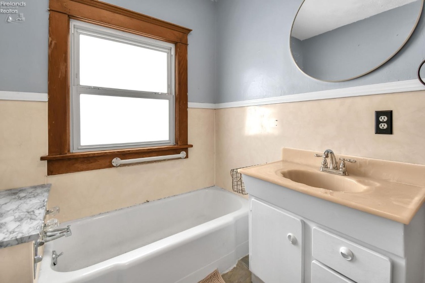 419 Maplewood Street, Willard, 44890, 4 Bedrooms Bedrooms, ,2 BathroomsBathrooms,Residential,For Sale,Maplewood,20260339