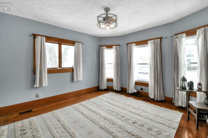 419 Maplewood Street, Willard, 44890, 4 Bedrooms Bedrooms, ,2 BathroomsBathrooms,Residential,For Sale,Maplewood,20260339