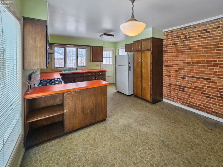 333 Cherry Street, Clyde, 43410, 3 Bedrooms Bedrooms, ,1 BathroomBathrooms,Residential,For Sale,Cherry,20260223