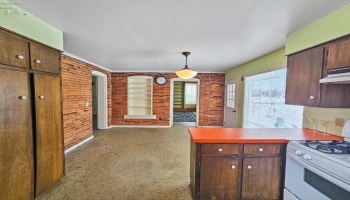 333 Cherry Street, Clyde, 43410, 3 Bedrooms Bedrooms, ,1 BathroomBathrooms,Residential,For Sale,Cherry,20260223 333 Cherry Street, Clyde, 43410, 3 Bedrooms Bedrooms, ,1 BathroomBathrooms,Residential,For Sale,Cherry,20260223