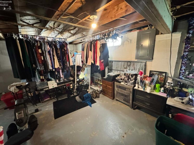 116 Lakeland Drive, Sandusky, 44870, 3 Bedrooms Bedrooms, ,1 BathroomBathrooms,Residential,For Sale,Lakeland,20260297