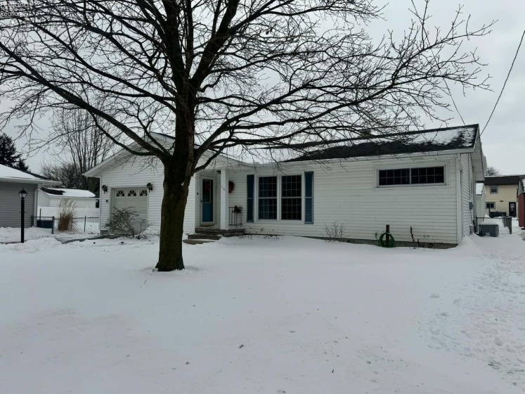 116 Lakeland Drive, Sandusky, 44870, 3 Bedrooms Bedrooms, ,1 BathroomBathrooms,Residential,For Sale,Lakeland,20260297