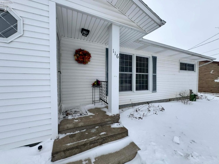 116 Lakeland Drive, Sandusky, 44870, 3 Bedrooms Bedrooms, ,1 BathroomBathrooms,Residential,For Sale,Lakeland,20260297