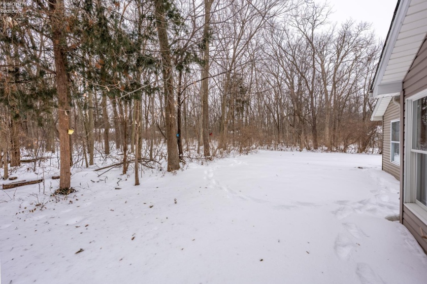 590 Vineyard Circle, Port Clinton, 43452, 2 Bedrooms Bedrooms, ,2 BathroomsBathrooms,Residential,For Sale,Vineyard,20260296