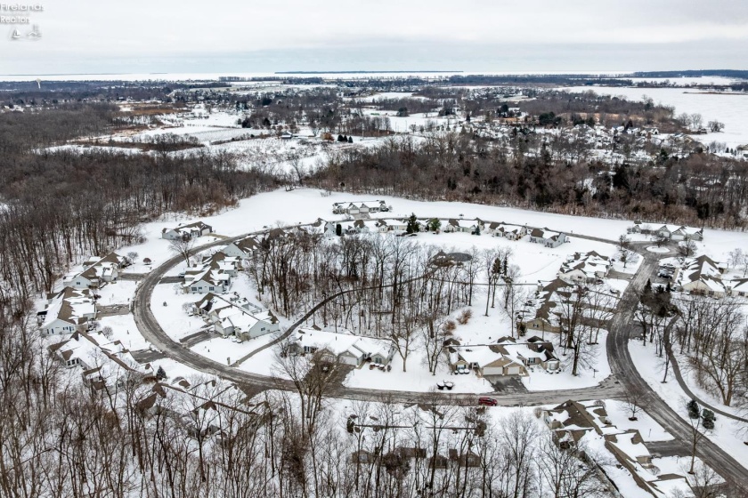 590 Vineyard Circle, Port Clinton, 43452, 2 Bedrooms Bedrooms, ,2 BathroomsBathrooms,Residential,For Sale,Vineyard,20260296