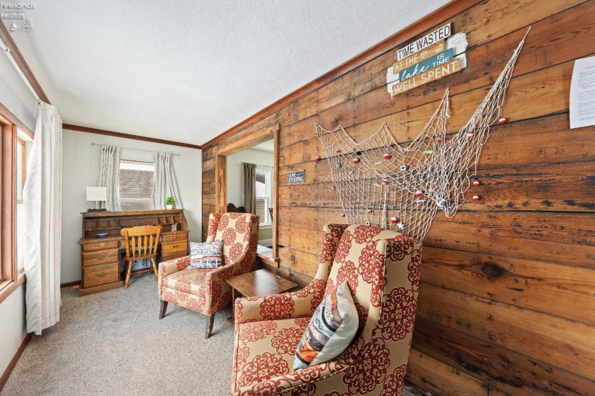 218 Elm, Port Clinton, 43452, 3 Bedrooms Bedrooms, ,2 BathroomsBathrooms,Residential,For Sale,Elm,20260353