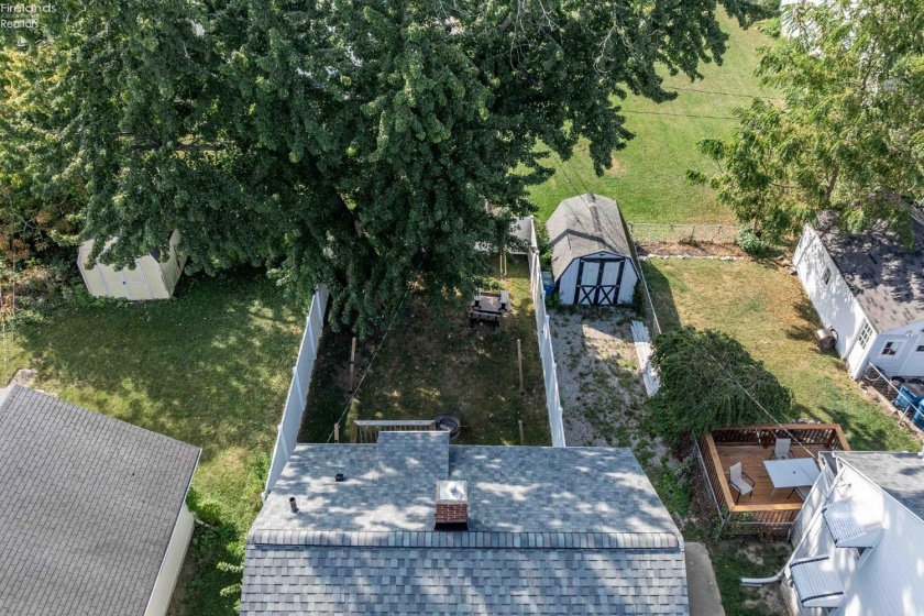 218 Elm, Port Clinton, 43452, 3 Bedrooms Bedrooms, ,2 BathroomsBathrooms,Residential,For Sale,Elm,20260353