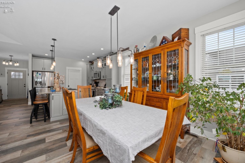 5131 Blue Teal Drive, Port Clinton, 43452, 4 Bedrooms Bedrooms, ,3 BathroomsBathrooms,Residential,For Sale,Blue Teal,20260330