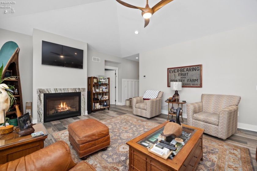 5131 Blue Teal Drive, Port Clinton, 43452, 4 Bedrooms Bedrooms, ,3 BathroomsBathrooms,Residential,For Sale,Blue Teal,20260330