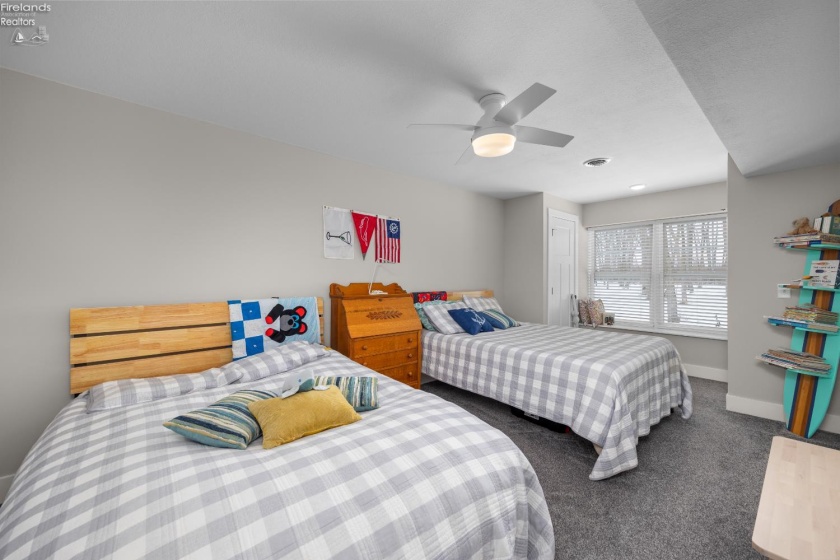 5131 Blue Teal Drive, Port Clinton, 43452, 4 Bedrooms Bedrooms, ,3 BathroomsBathrooms,Residential,For Sale,Blue Teal,20260330