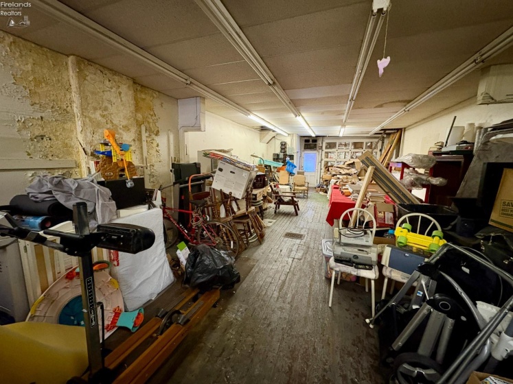 25 Court Street, Tiffin, 44883, ,Commercial,For Sale,Court,20260356