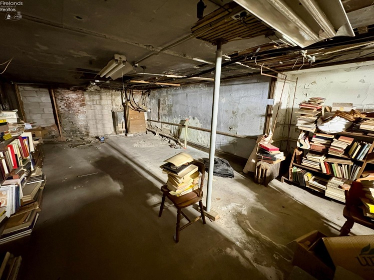 25 Court Street, Tiffin, 44883, ,Commercial,For Sale,Court,20260356