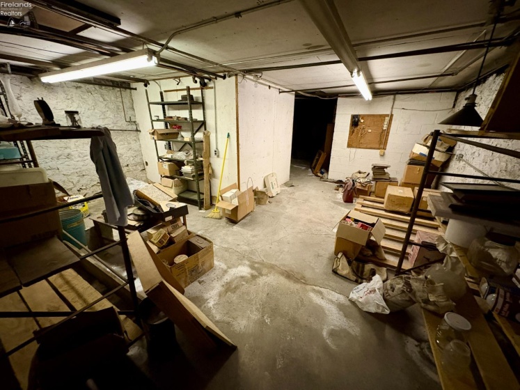 25 Court Street, Tiffin, 44883, ,Commercial,For Sale,Court,20260356