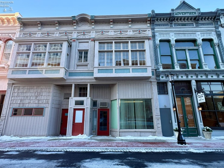 25 Court Street, Tiffin, 44883, ,Commercial,For Sale,Court,20260356