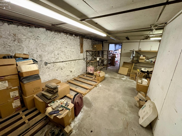 25 Court Street, Tiffin, 44883, ,Commercial,For Sale,Court,20260356