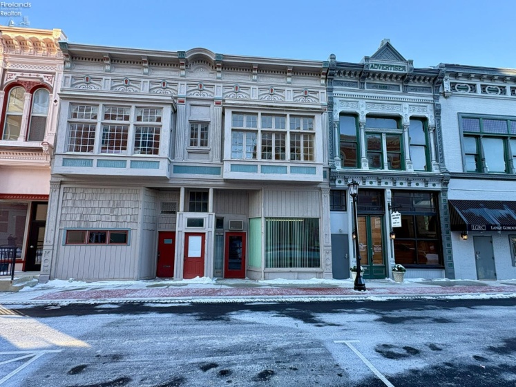25 Court Street, Tiffin, 44883, ,Commercial,For Sale,Court,20260356
