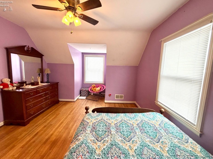 174 Hannum Avenue, Rossford, 43460, 3 Bedrooms Bedrooms, ,2 BathroomsBathrooms,Residential,For Sale,Hannum,20260354