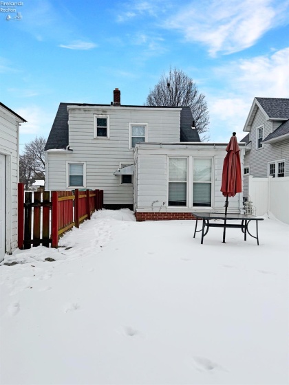 174 Hannum Avenue, Rossford, 43460, 3 Bedrooms Bedrooms, ,2 BathroomsBathrooms,Residential,For Sale,Hannum,20260354