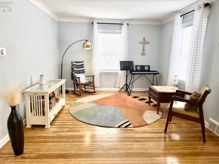 174 Hannum Avenue, Rossford, 43460, 3 Bedrooms Bedrooms, ,2 BathroomsBathrooms,Residential,For Sale,Hannum,20260354