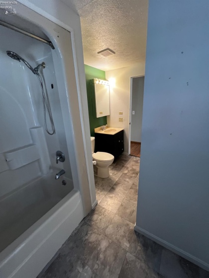 908 Baldwin Avenue, Elyria, 44035, 3 Bedrooms Bedrooms, ,1 BathroomBathrooms,Residential,For Sale,Baldwin,20260334