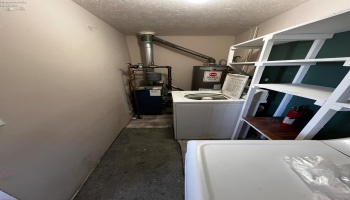 908 Baldwin Avenue, Elyria, 44035, 3 Bedrooms Bedrooms, ,1 BathroomBathrooms,Residential,For Sale,Baldwin,20260334