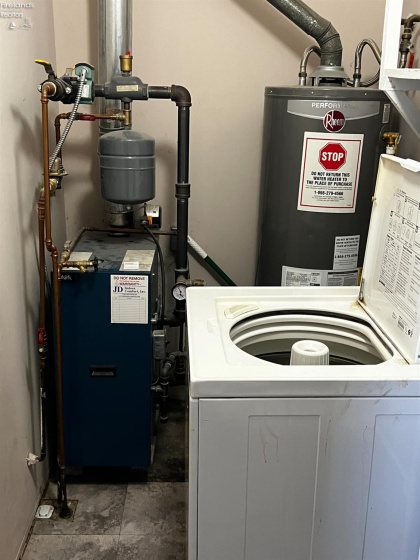 908 Baldwin Avenue, Elyria, 44035, 3 Bedrooms Bedrooms, ,1 BathroomBathrooms,Residential,For Sale,Baldwin,20260334