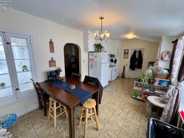 376 Perry Street, Tiffin, 44883, 2 Bedrooms Bedrooms, ,1 BathroomBathrooms,Residential,For Sale,Perry,20260358