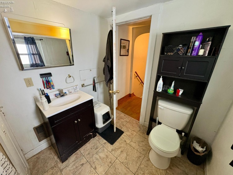 376 Perry Street, Tiffin, 44883, 2 Bedrooms Bedrooms, ,1 BathroomBathrooms,Residential,For Sale,Perry,20260358